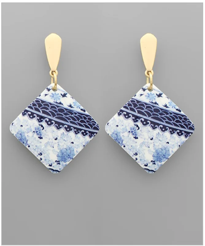 Dangle Diamond Shape Earrings-Blue/White