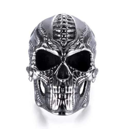 Classy Men Large Skull Ring Silver