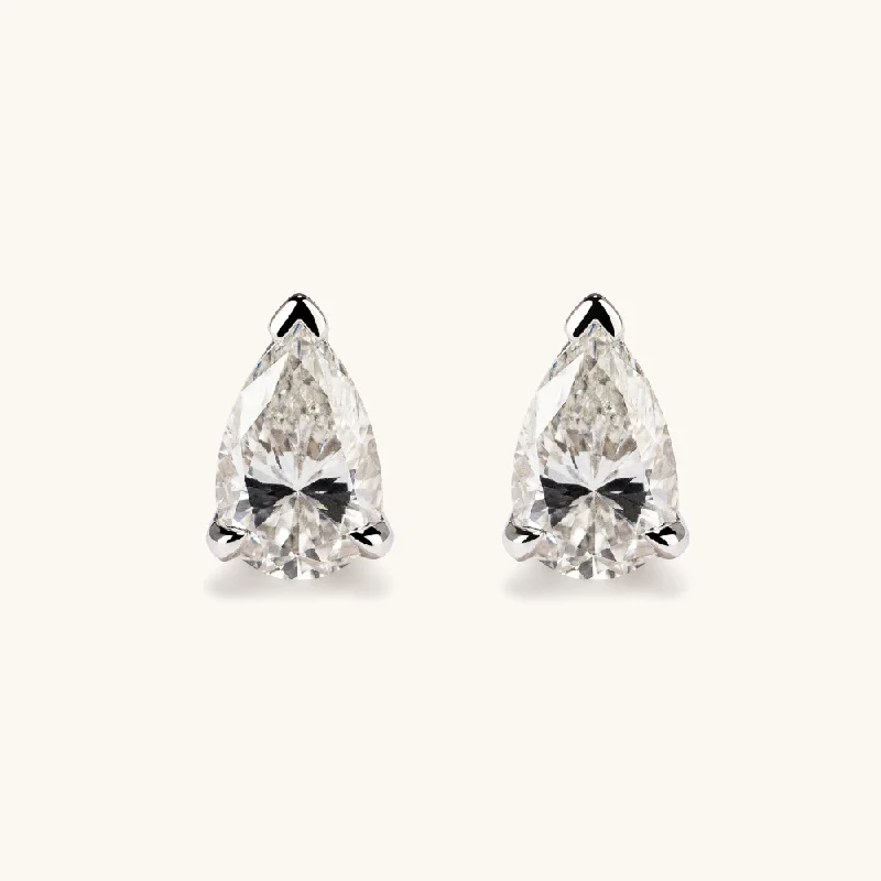 Pear Lab Diamond Stud Earrings