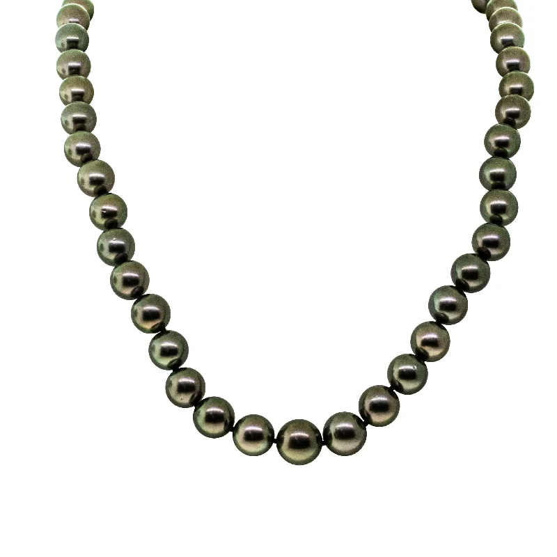 18ct White Gold Tahitian Black Pearl Strand