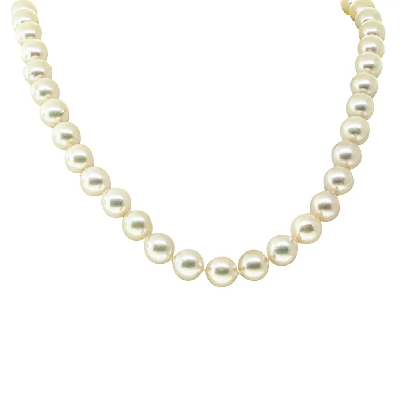 9ct White Gold Akoya Pearl Strand