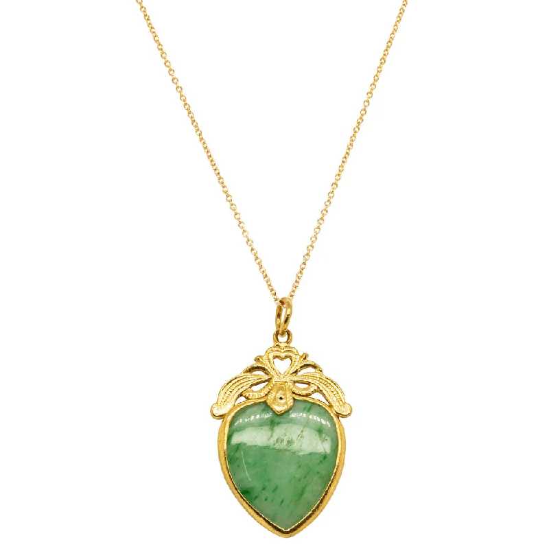 Deja Vu 23ct Yellow Gold Jade Pendant