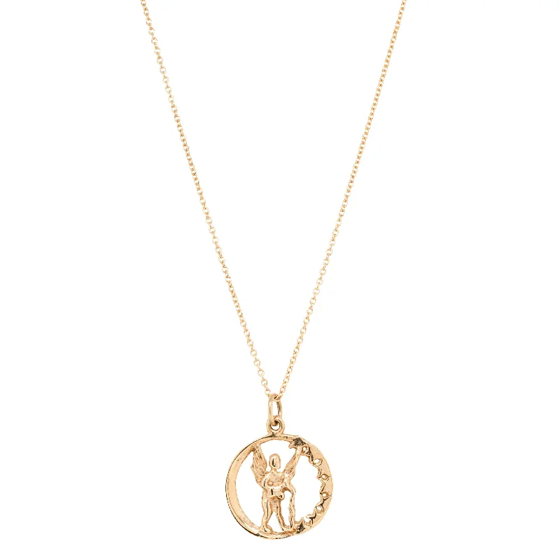 Deja Vu 10ct Yellow Gold Aquarius Necklace