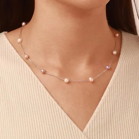   Classic Pearl Necklace